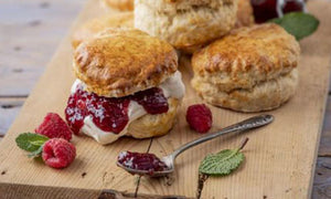 Scones with pumpkin seed or walnut flour